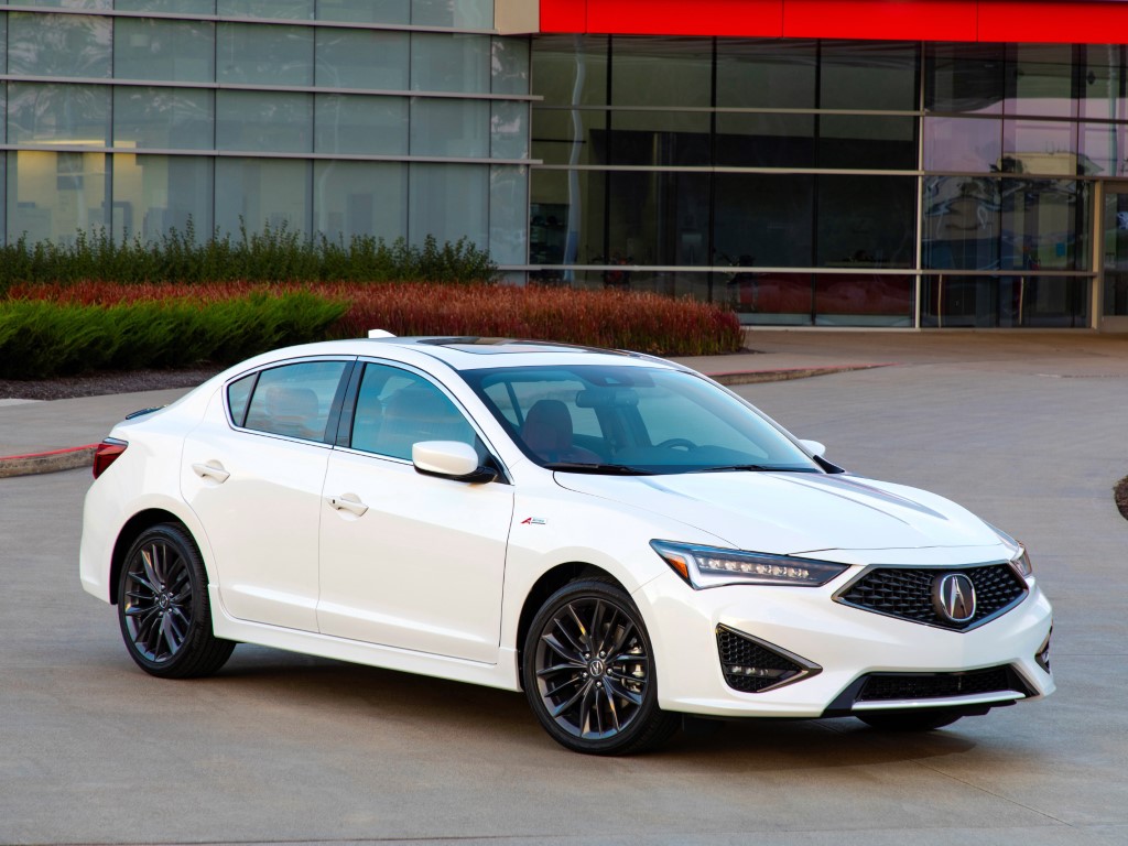 Acura ILX 2.4 i-VTEC (Automatic)